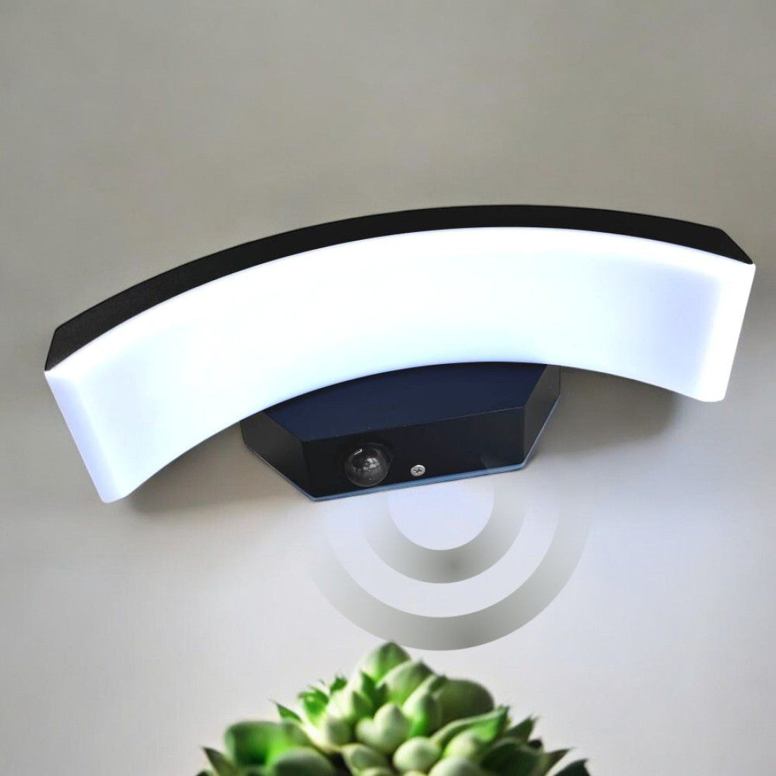 Aplica LED de exterior concava cu senzor Neagra, 24W=160W, 3000K, lumina calda, 2160Lm, IP65