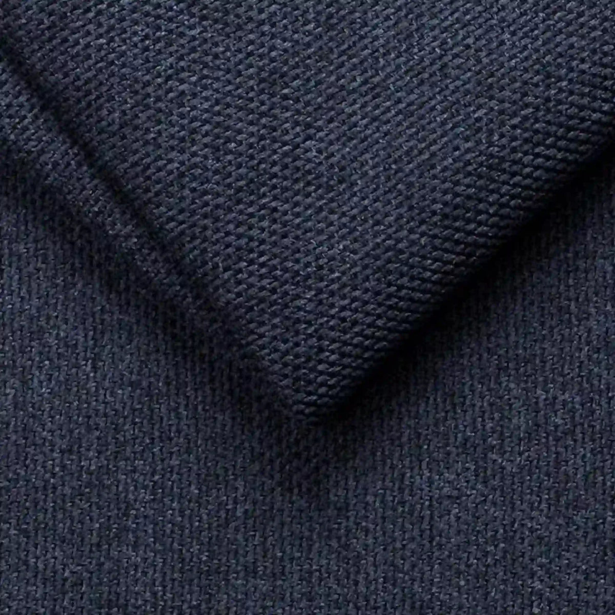 Coltar extensibil SOLANO, sezlong dreapta, stofa clasica albastru inchis - Austin 15, cu lada depozitare, 260x167x83 cm