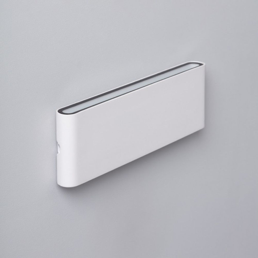 Aplica LED de exterior extra-plata Long, 24W=160W, 3000K, lumina calda, 2160Lm, IP65